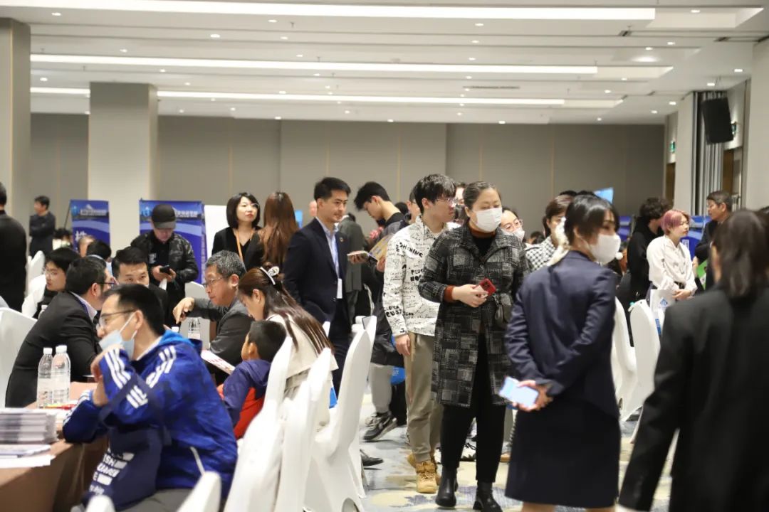 21世纪佳益出国留学