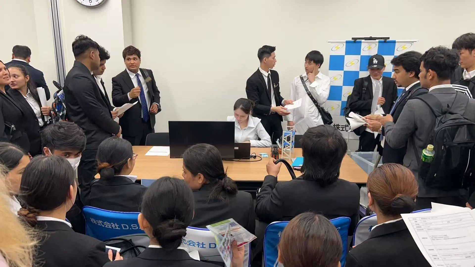21世纪佳益出国留学