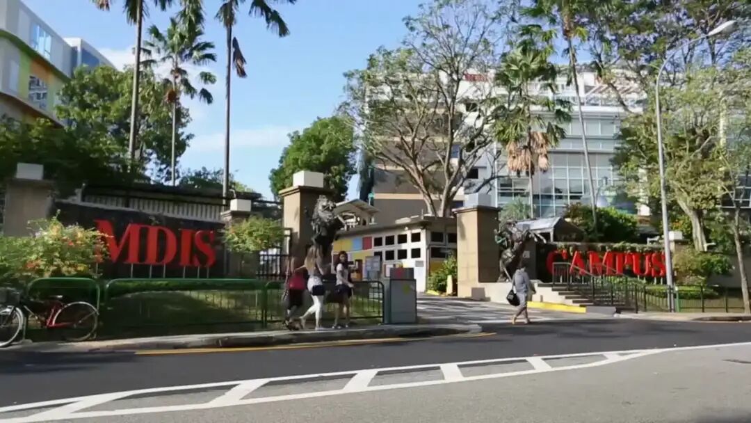 21世纪佳益出国留学