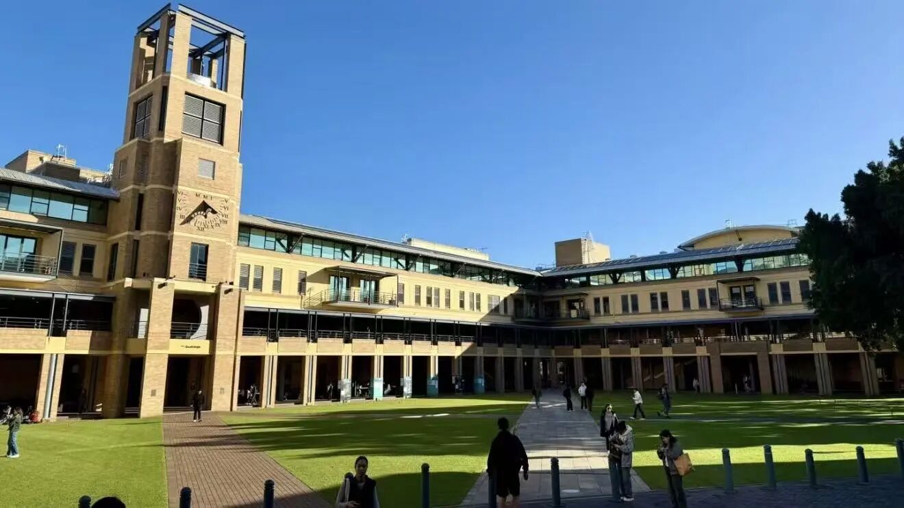 新南威尔士大学 新南威尔士大学