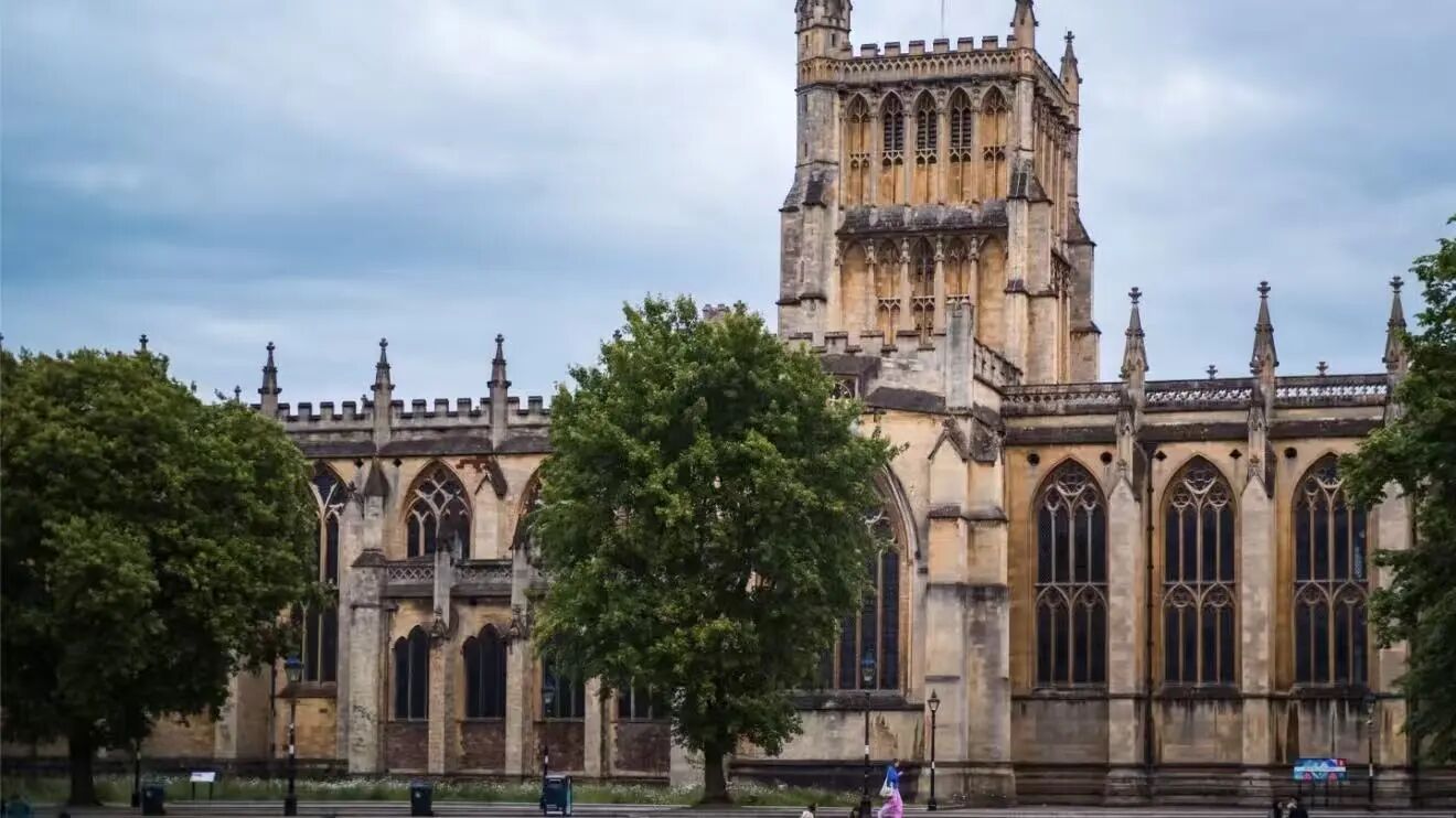 布里斯托大学 布里斯托大学